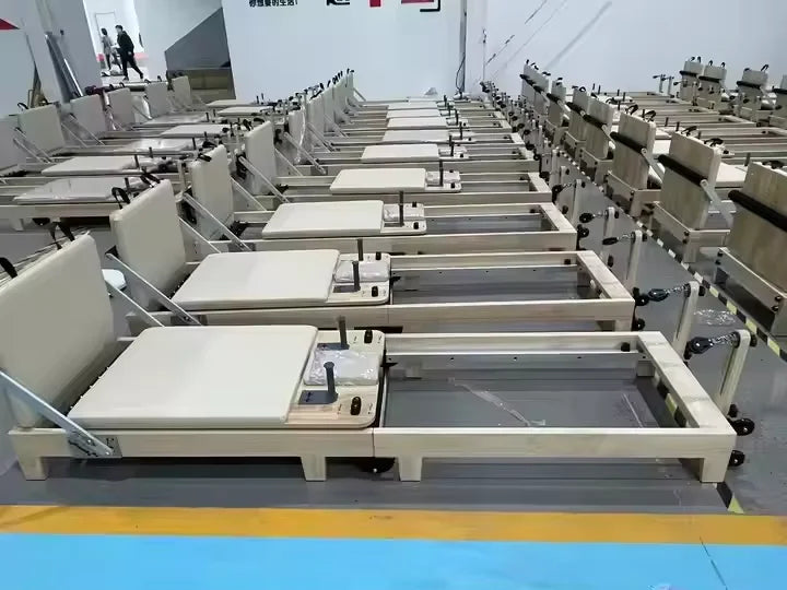 Oak Pilates Reformer — Professional Studio Grade