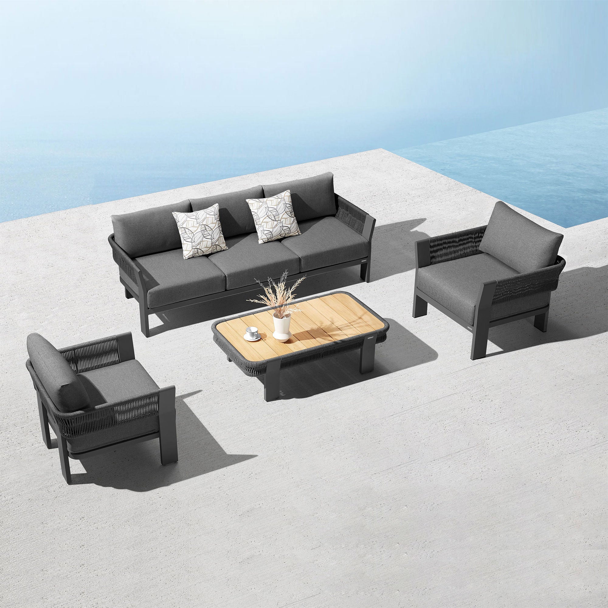 HIGOLD Borromeo Outdoor Sofa Set for 5 — Claudio Bellini Design